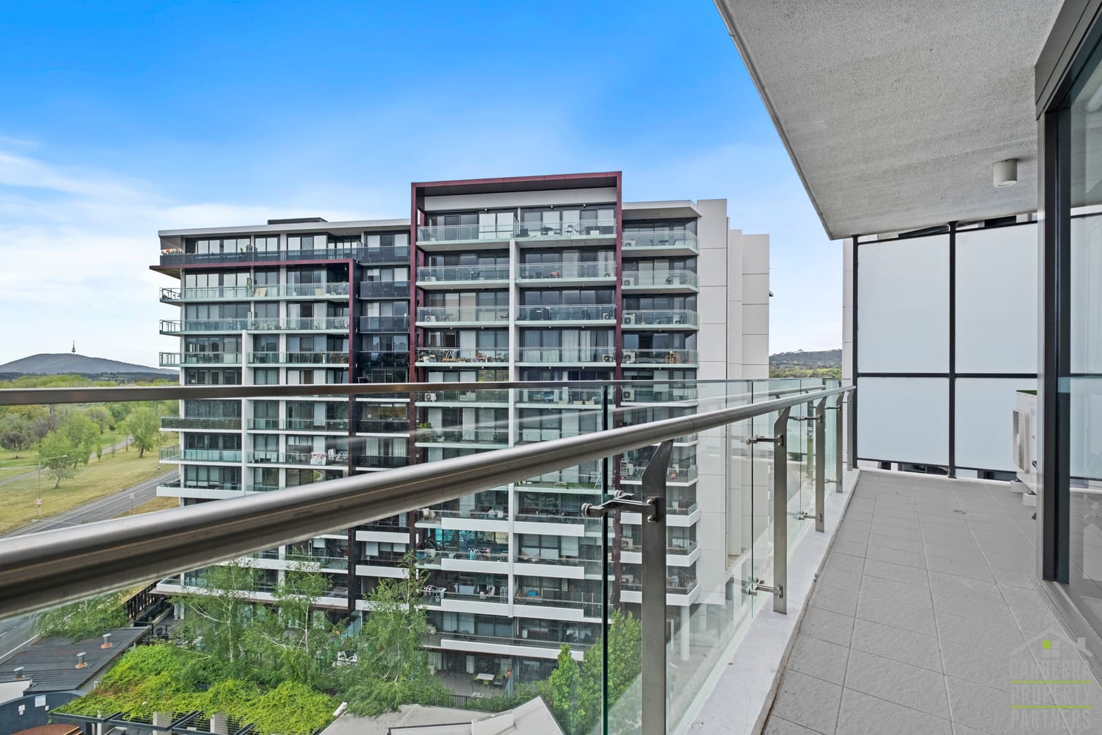 323/7 Irving Street